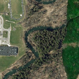 Satellite imagery of Iriquois Mansion, US