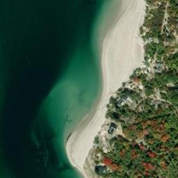 Satellite imagery of Twopenny Loaf, US