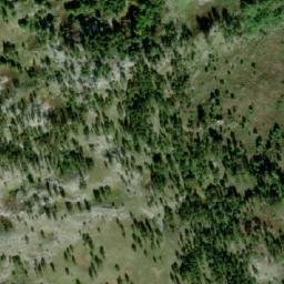 Satellite imagery of Češalj, BA