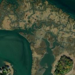 Satellite imagery of Conomo Point, US
