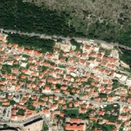 Satellite imagery of Tri Čavla, HR