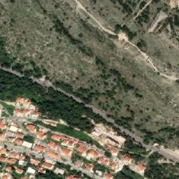 Satellite imagery of Tri Čavla, HR