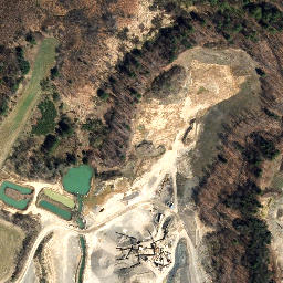 Satellite imagery of Hoffay's Gravel Pit, US