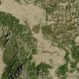Satellite imagery of cairn, FR