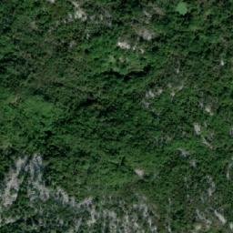 Satellite imagery of Kom, BA