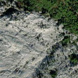 Satellite imagery of Vučji Zub, BA