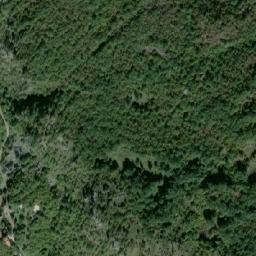Satellite imagery of Kapeš, ME