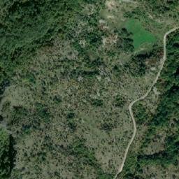 Satellite imagery of Kapeš, ME