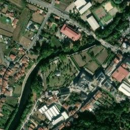 Satellite imagery of Puente Romano, ES