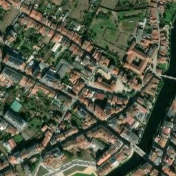 Satellite imagery of Puente Romano, ES