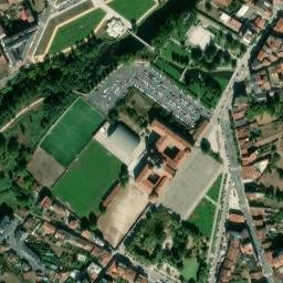 Satellite imagery of Puente Romano, ES