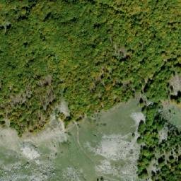 Satellite imagery of Qafa e Çapicës, AL