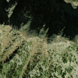 Satellite imagery of La Caolla, AD
