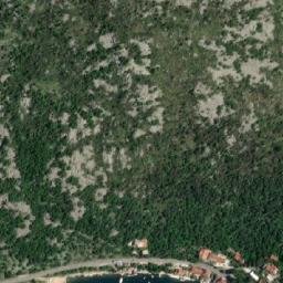 Satellite imagery of Pčelina, ME