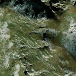 Satellite imagery of Maja e Roshit, AL