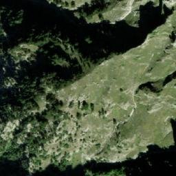 Satellite imagery of Mal Çarë, AL