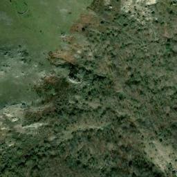 Satellite imagery of Borne frontière 586, ES