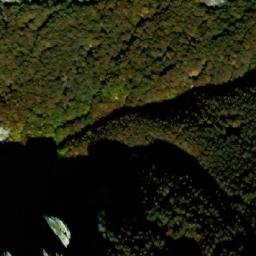 Satellite imagery of Mali Padoshit, AL