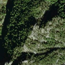 Satellite imagery of Maja e Peçmarës, AL