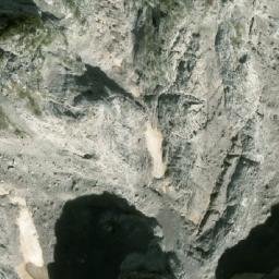 Satellite imagery of Maja e Radohimës, AL