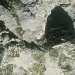 Satellite imagery of Mal Thatë, AL