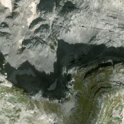 Satellite imagery of Mal Thatë, AL