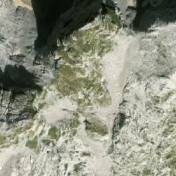 Satellite imagery of Maja e Radohimës, AL