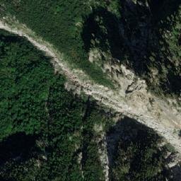 Satellite imagery of Maja e Zezë, AL