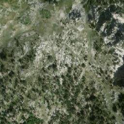 Satellite imagery of Qafa e Tëthores, AL