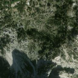 Satellite imagery of Qafa e Tëthores, AL