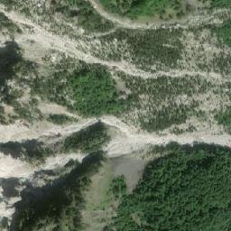 Satellite imagery of Qafa e Tëthores, AL