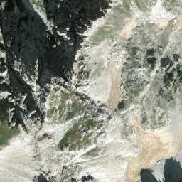Satellite imagery of Qafa e Zhaporës, AL