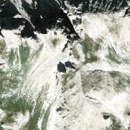 Satellite imagery of Qafa e Zhaporës, AL