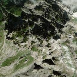 Satellite imagery of Maja e Boshit, AL