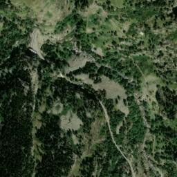Satellite imagery of cairn, FR