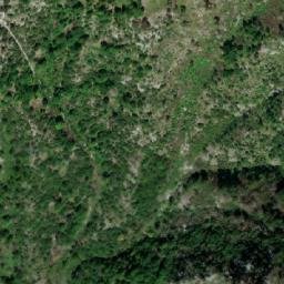 Satellite imagery of Qafa e Fratit, AL