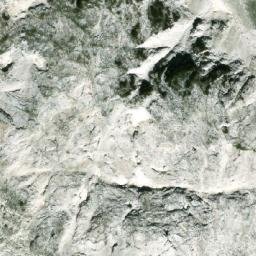 Satellite imagery of Maja e Kakisë, AL