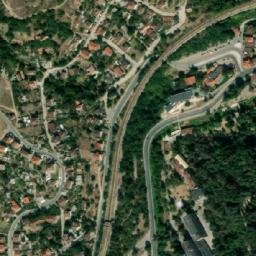 Satellite imagery of Momin Prohod, BG