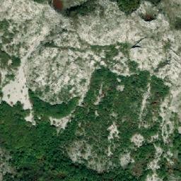 Satellite imagery of Maina Gradina, ME