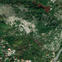 Satellite imagery of Maina Gradina, ME