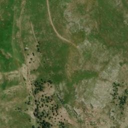 Satellite imagery of cairn, FR