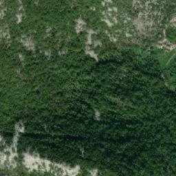 Satellite imagery of Straoč, ME