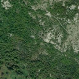 Satellite imagery of Straoč, ME