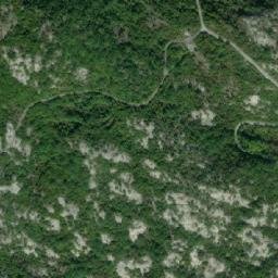 Satellite imagery of Straoč, ME