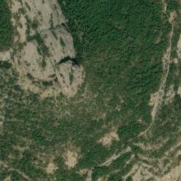 Satellite imagery of cairn, FR