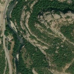 Satellite imagery of cairn, FR