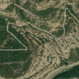Satellite imagery of cairn, FR