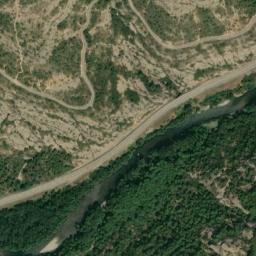 Satellite imagery of cairn, FR