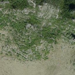 Satellite imagery of Qafa e Majës Madhe, AL