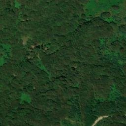 Satellite imagery of Momkovac, MK